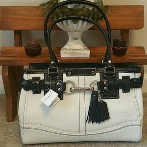 NWT Coach Hampton Signature Tote F13084